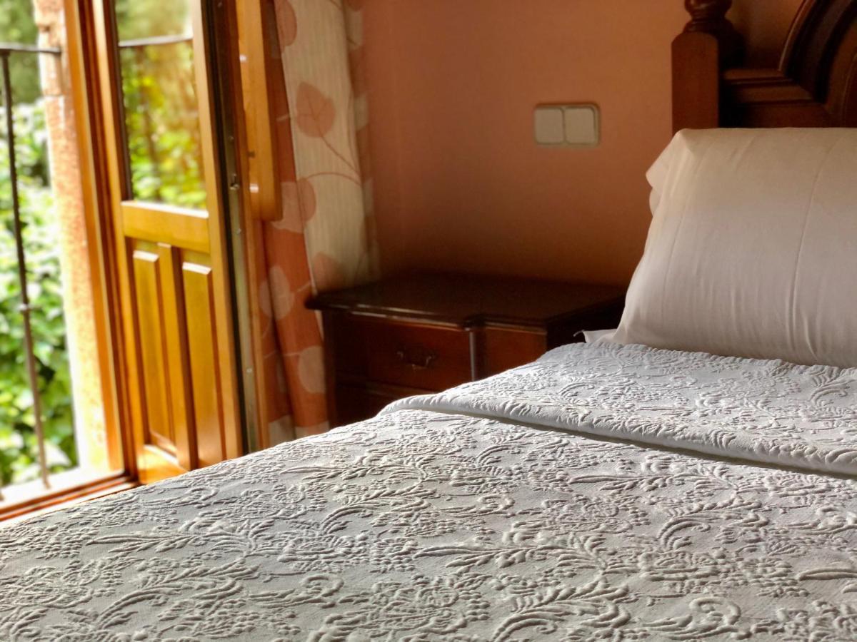 Hostal Posada La Panadera Sepulveda Bagian luar foto