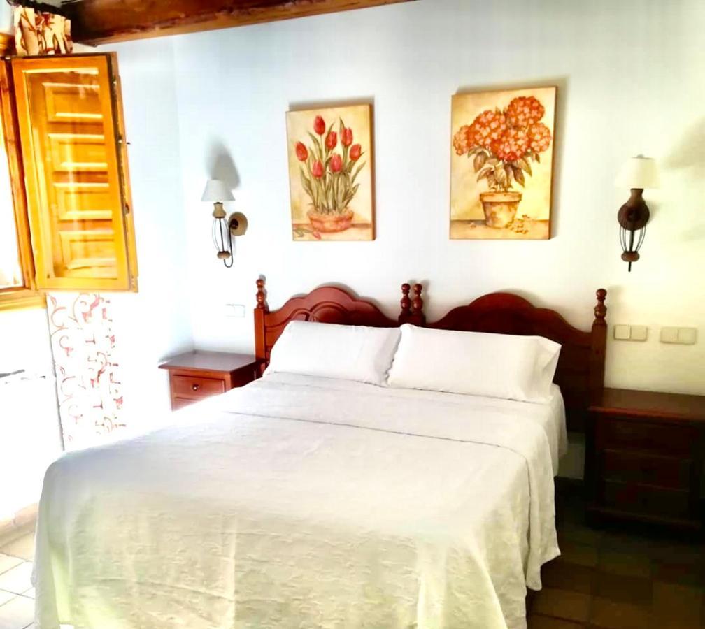 Hostal Posada La Panadera Sepulveda Bagian luar foto