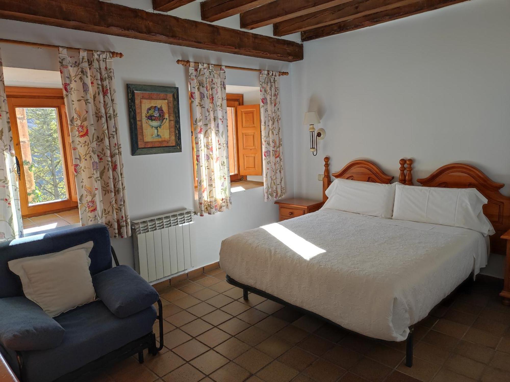 Hostal Posada La Panadera Sepulveda Bagian luar foto