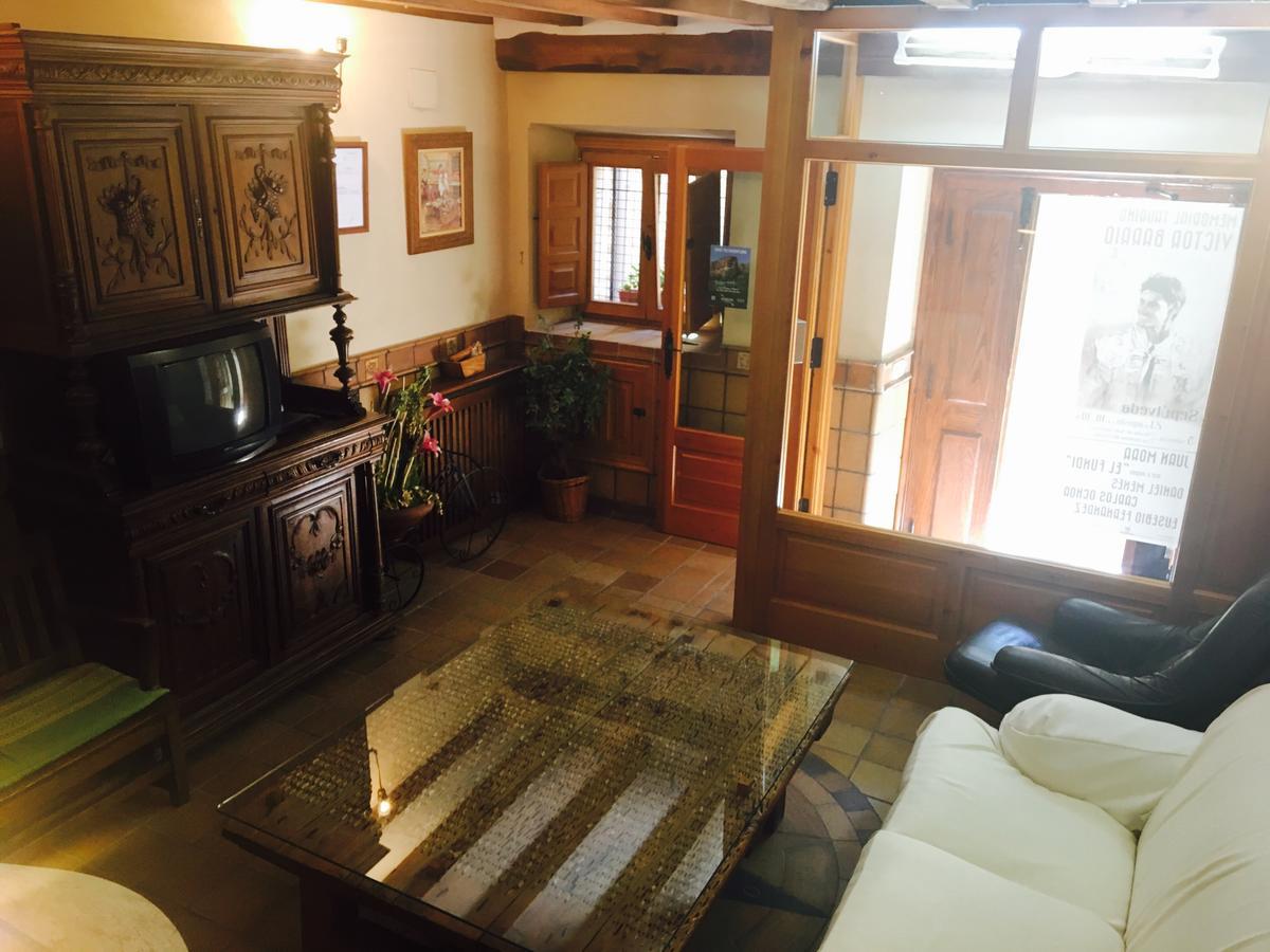 Hostal Posada La Panadera Sepulveda Bagian luar foto